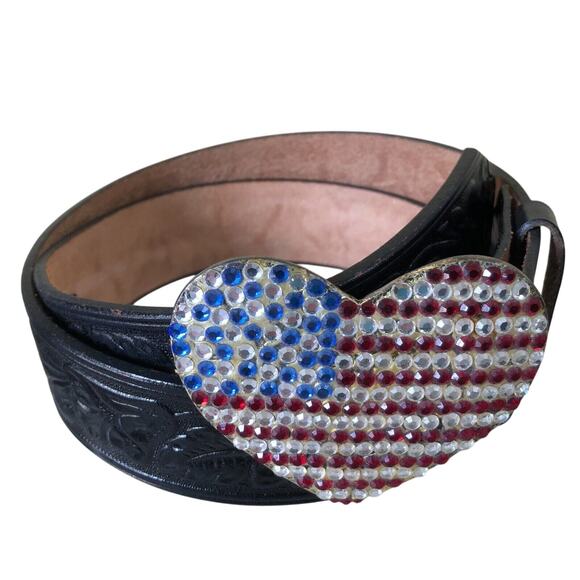 CACHE Black Embossed Leather 3" METAL HEART Rhinestones Flag Buckle Belt NWT New - Picture 3 of 10
